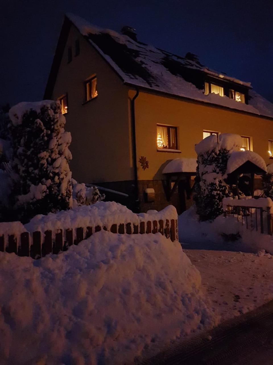 Ferienhaus Guenther Ауе Екстериор снимка
